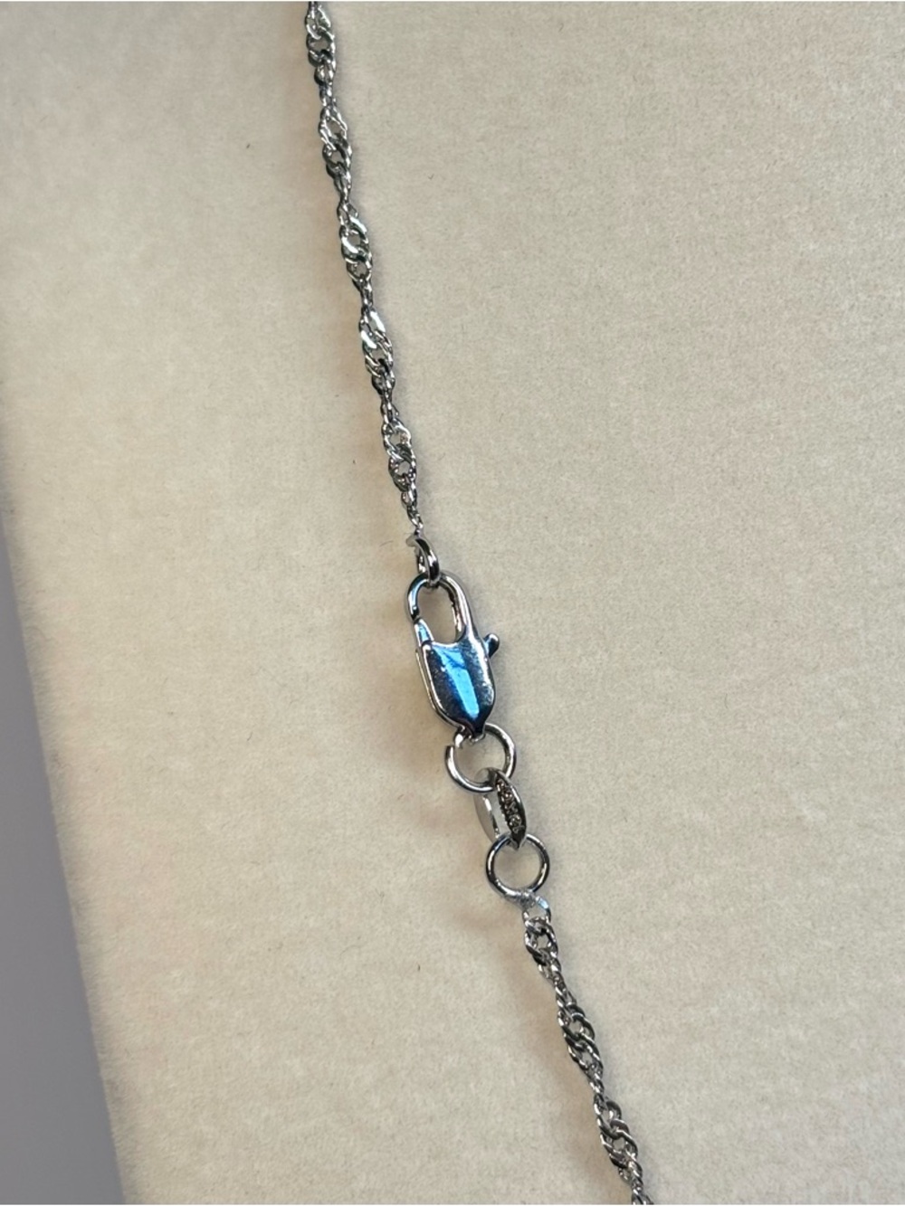 18k white gold-plated panther pendant necklace - Picture 5 of 7